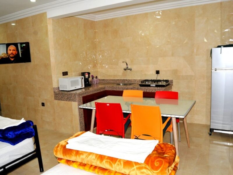 Location de vacances studio à Marrakech Médina avec cuisine